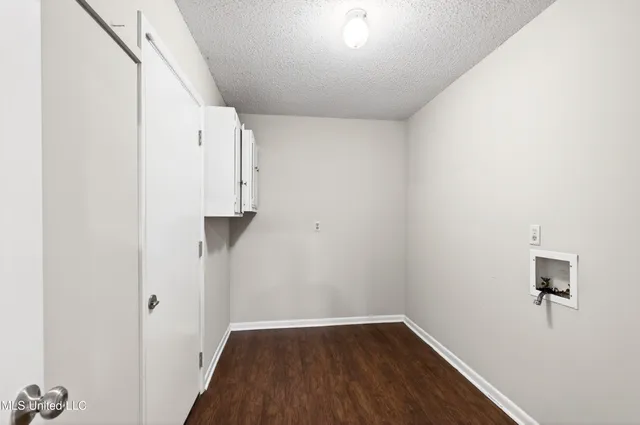 $1,600 | 307 Darby Street, Gulfport, MS 39503