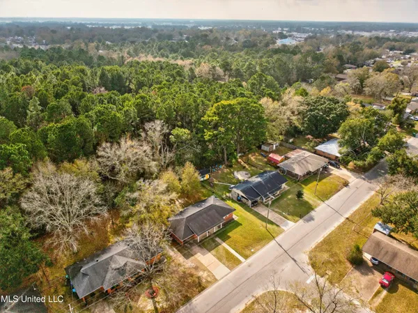 $1,550 | 307 Darby Street, Gulfport, MS 39503