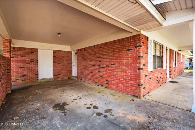 $1,600 | 307 Darby Street, Gulfport, MS 39503