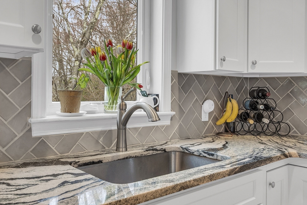 13 Longfellow Road Northborough, MA 01532 - Photo 13 of 40 Gallery Image 13