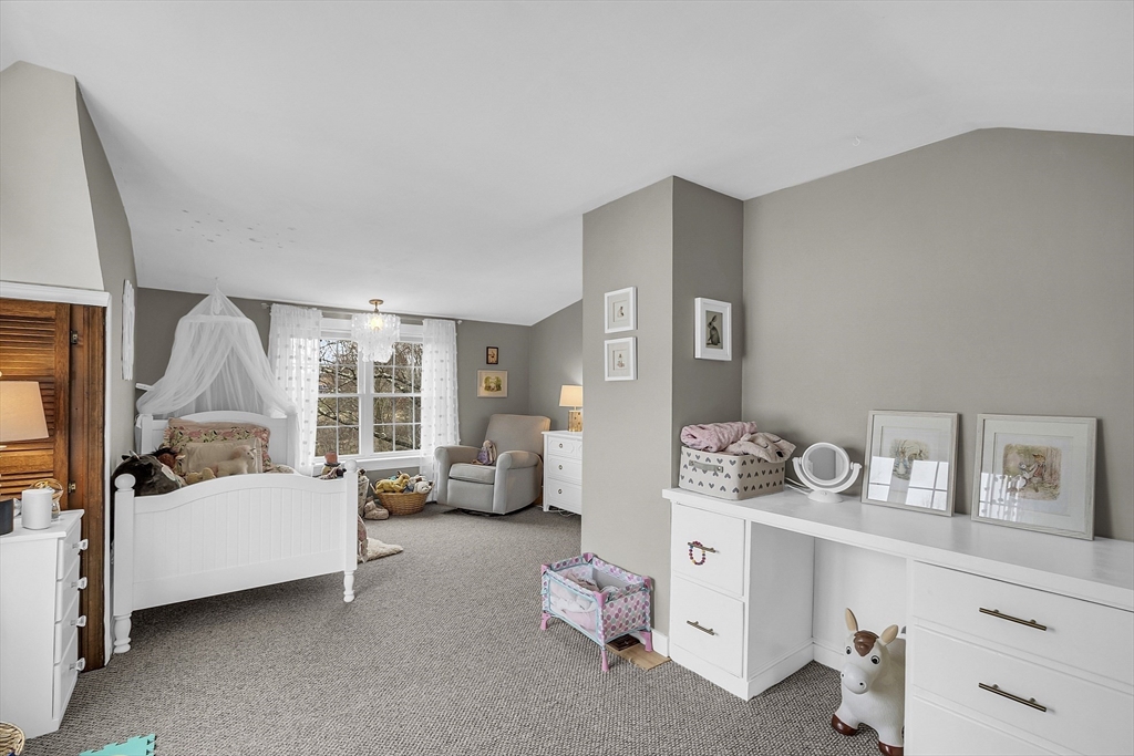 13 Longfellow Road Northborough, MA 01532 - Photo 22 of 40 Gallery Image 22