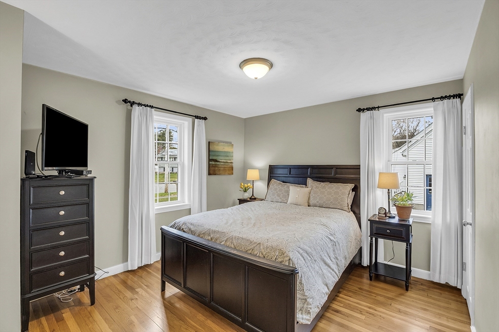 13 Longfellow Road Northborough, MA 01532 - Photo 28 of 40 Gallery Image 28