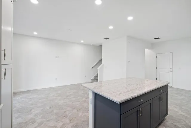 $3,500 | 16377 Biltmore Landing, Loxahatchee, FL 33470