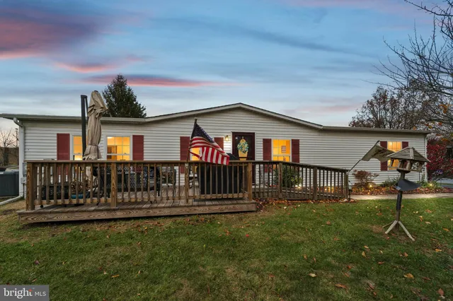 $210,000 | 19 Wildbriar Court, Lansdale, PA 19446