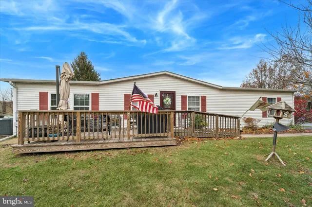 $210,000 | 19 Wildbriar Court, Lansdale, PA 19446