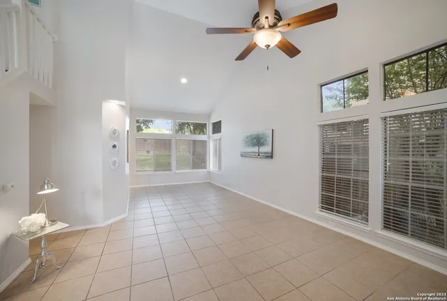 $2,000 | 14718 Hillside View, San Antonio, TX 78233