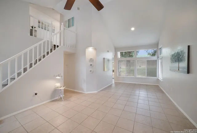 $2,000 | 14718 Hillside View, San Antonio, TX 78233