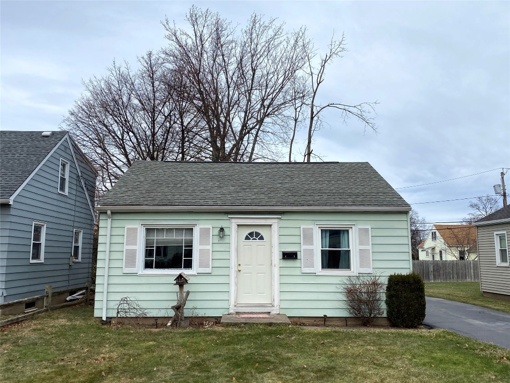 180 Brayton Road Rochester, NY 14616 - Photo 1 of 15