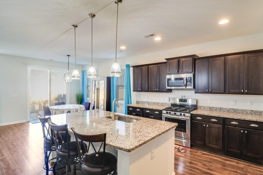 528 Kilarney Road Summerville, SC 29483 - Photo 11 of 35 IMG_4956