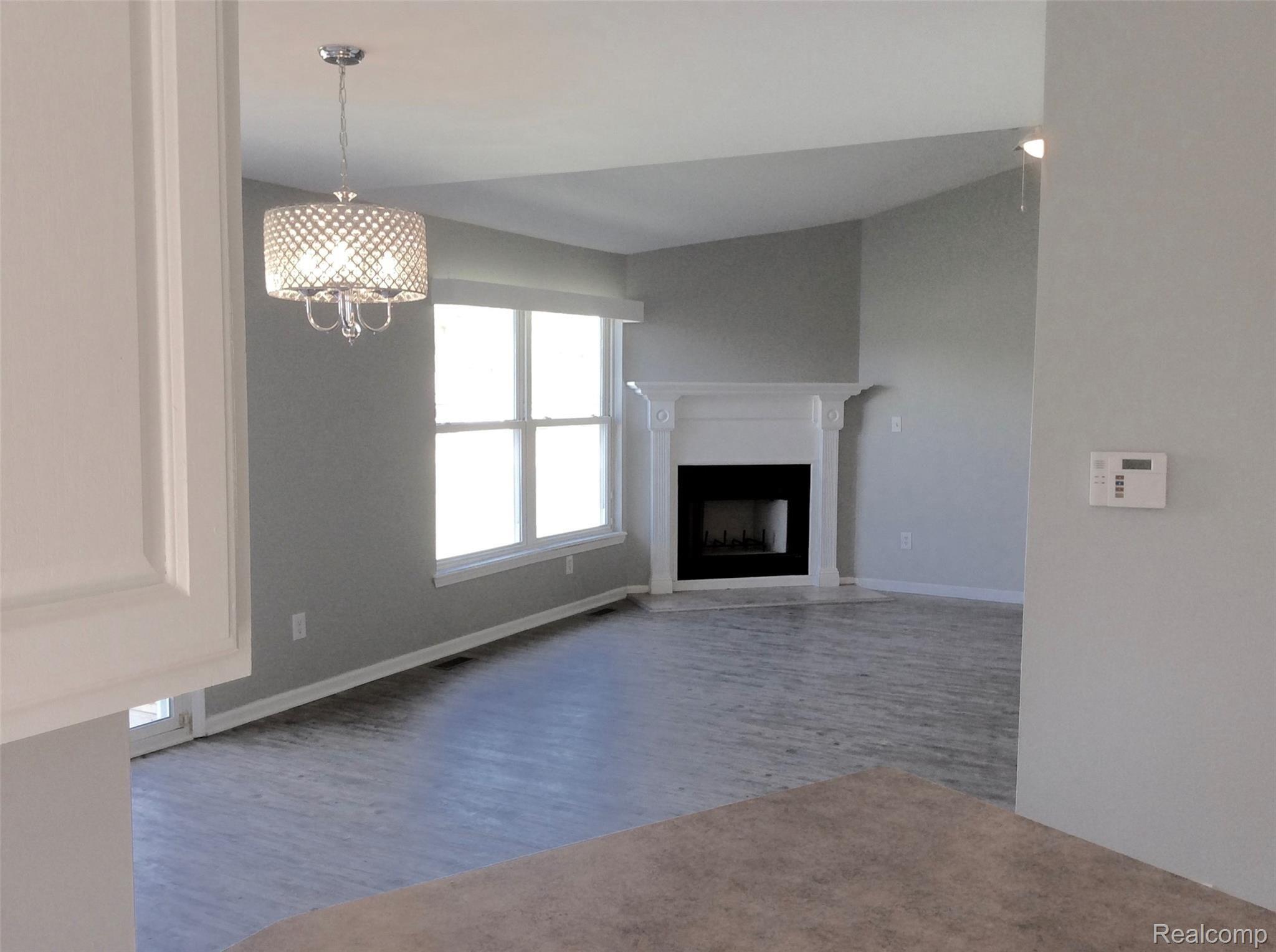 8791 Hough Road Almont, MI 48003 - Photo 6 of 28 IMG_0162.jpg
