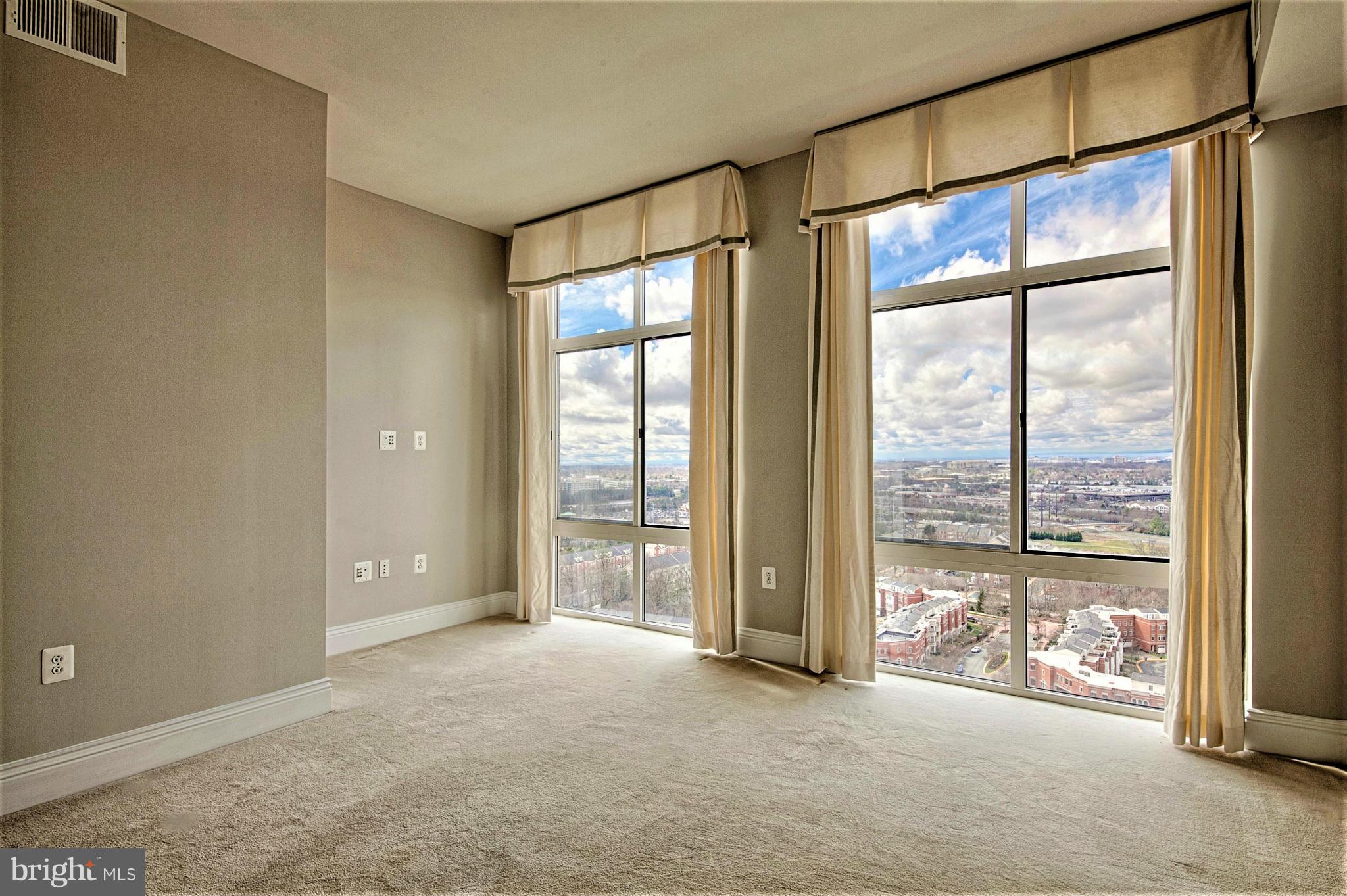 11990 Market Street, Unit 1913 Reston, VA 20190 - Photo 15 of 30 Bedroom