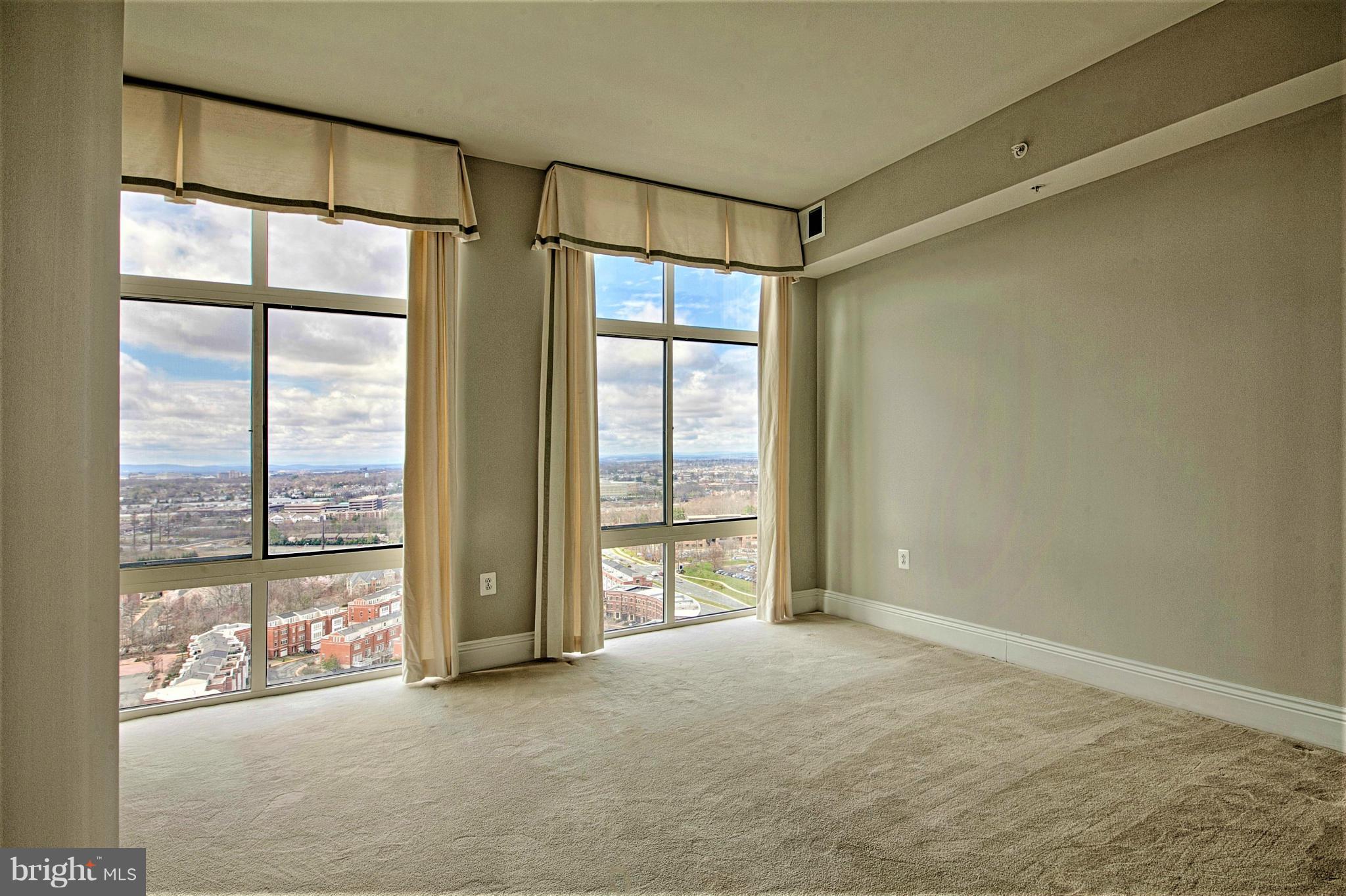 11990 Market Street, Unit 1913 Reston, VA 20190 - Photo 16 of 30 Bedroom