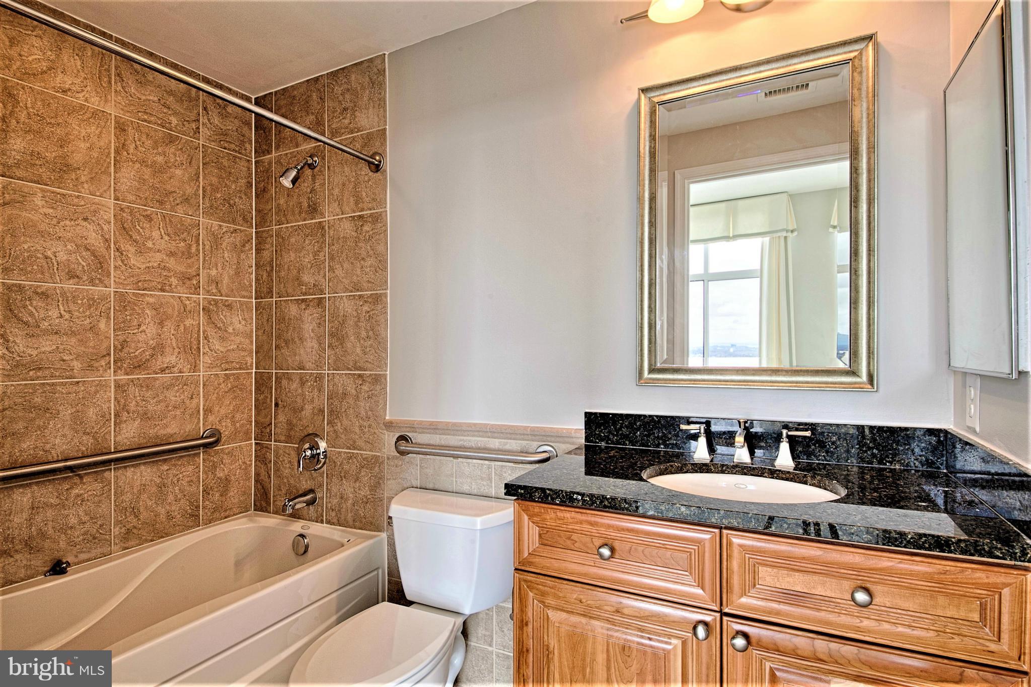 11990 Market Street, Unit 1913 Reston, VA 20190 - Photo 18 of 30 Bath