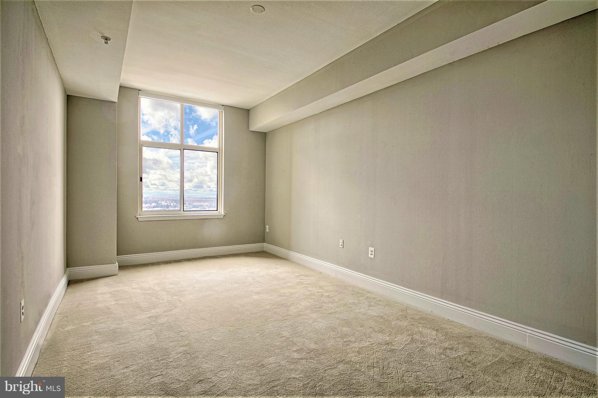 11990 Market Street, Unit 1913 Reston, VA 20190 - Photo 20 of 30 Bedroom (Master)