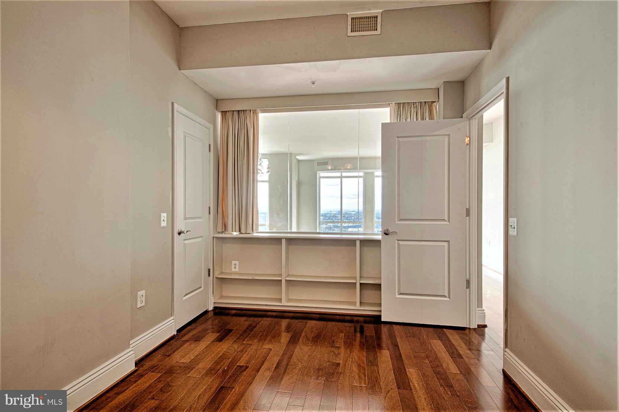 11990 Market Street, Unit 1913 Reston, VA 20190 - Photo 7 of 30 Office