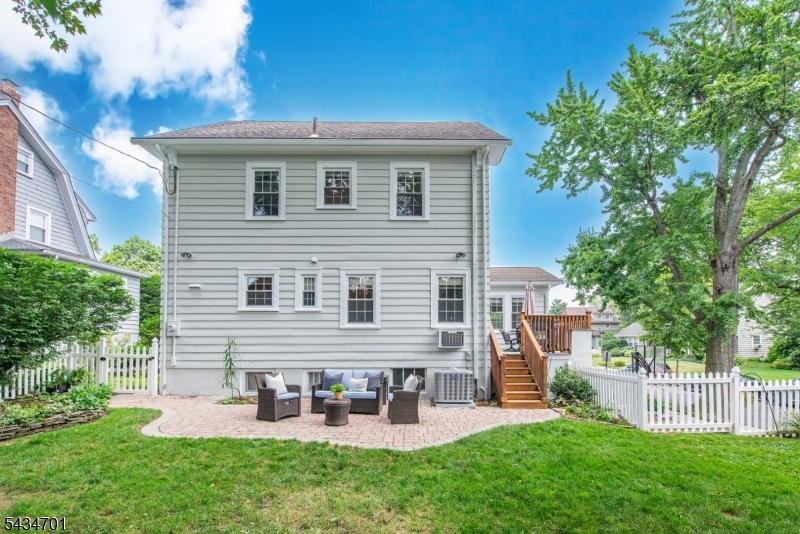 2 Inness Place Glen Ridge, NJ 07028 - Photo 21 of 25