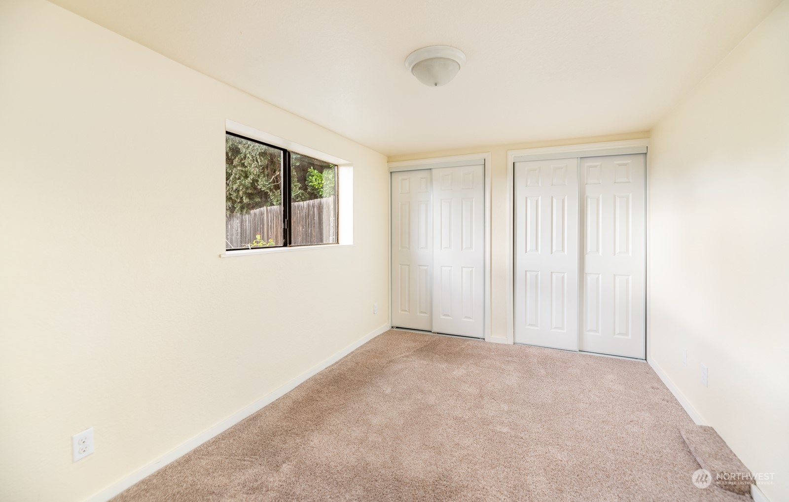 909 Southwest Langston Road Renton, WA 98057 - Photo 20 of 36