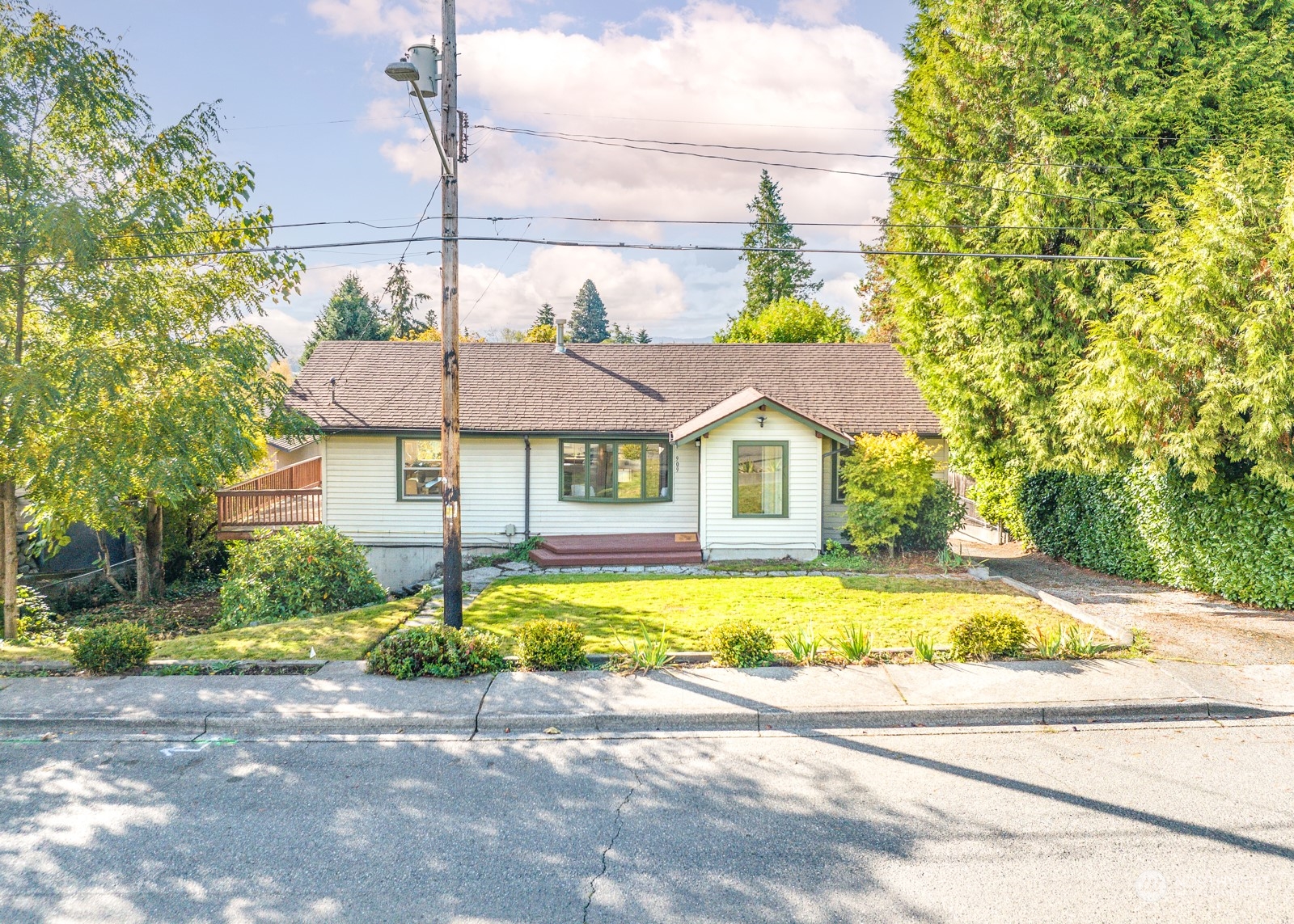909 Southwest Langston Road Renton, WA 98057 - Photo 26 of 36