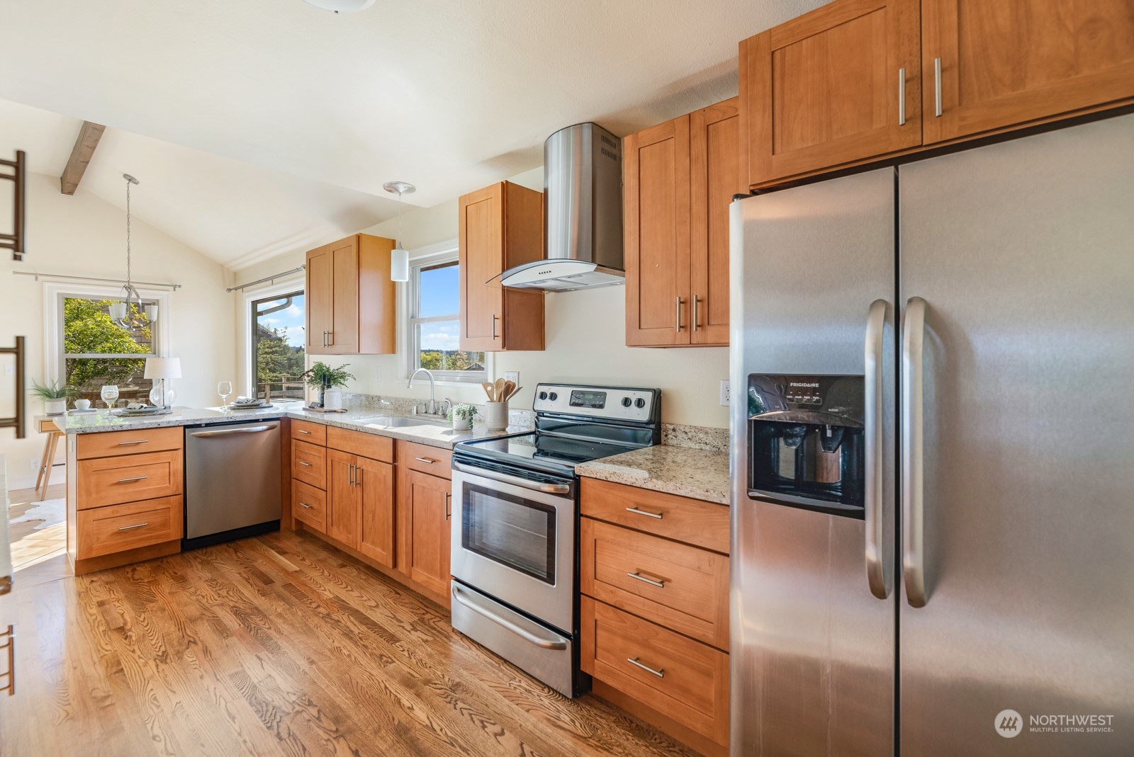 909 Southwest Langston Road Renton, WA 98057 - Photo 8 of 36