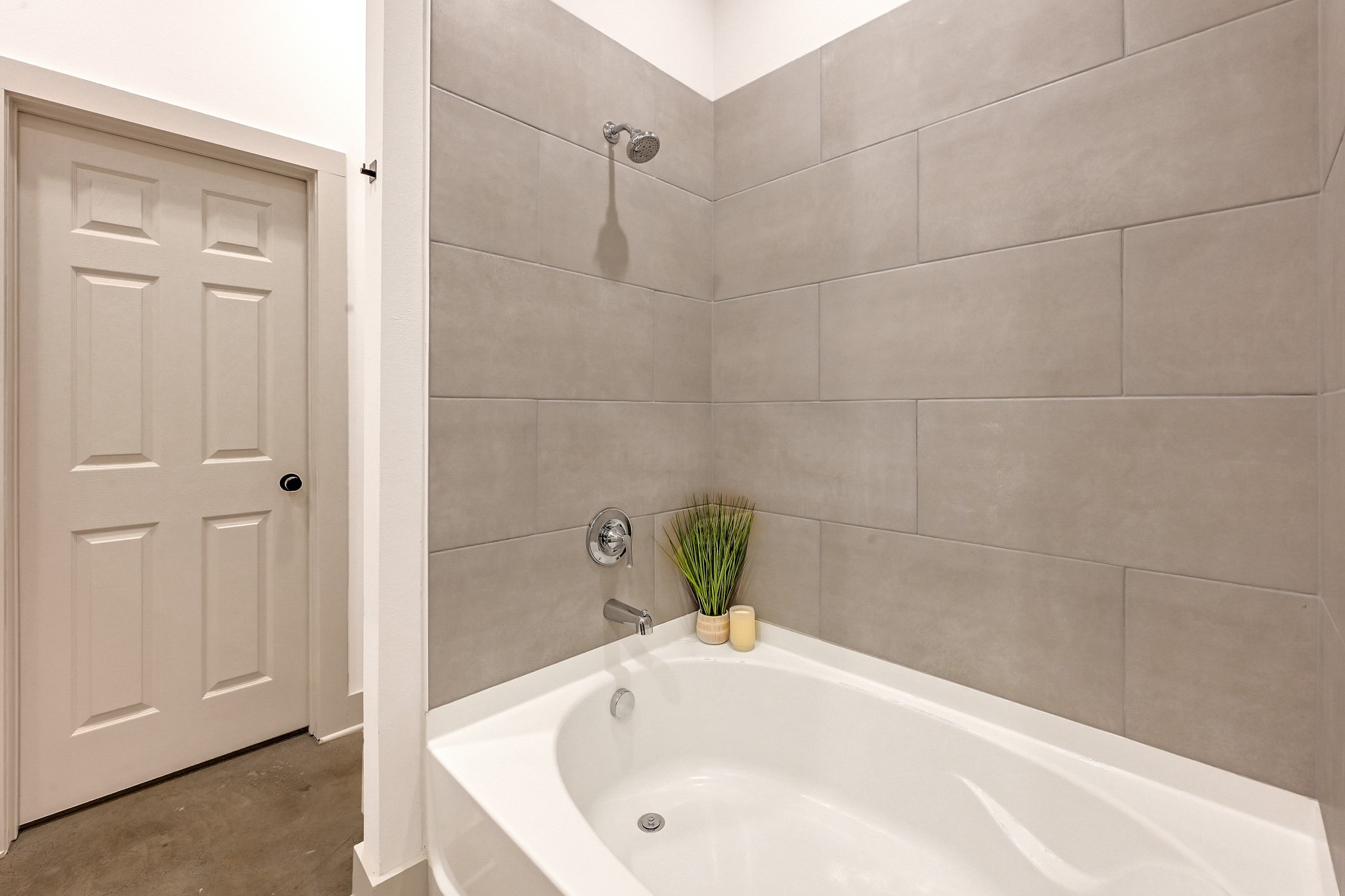 33455 Buckshot Lane, Unit 9 Spring, TX 77382 - Photo 12 of 25 Soaker tub!
Model Home.
