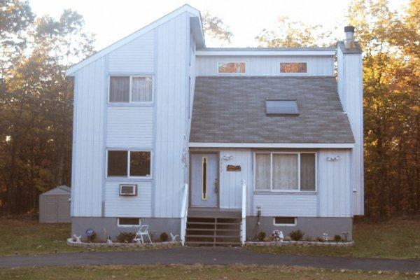 1482 Segatti Bushkill Pa Bushkill, PA 18324 - Photo 1 of 2 Main Photo