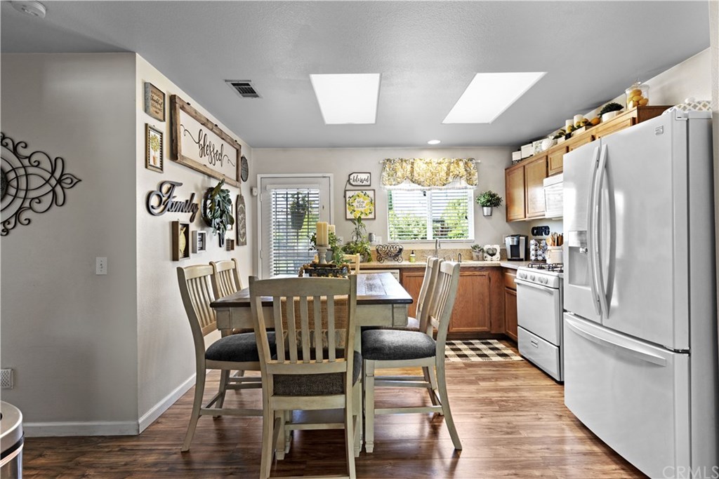 11959 Poppy Road Adelanto, CA 92301 - Photo 9 of 29