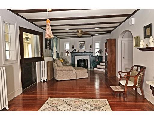 214 Court Road Winthrop, MA 02152 - Photo 4 of 19 Gallery Image 4