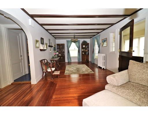 214 Court Road Winthrop, MA 02152 - Photo 9 of 19 Gallery Image 9