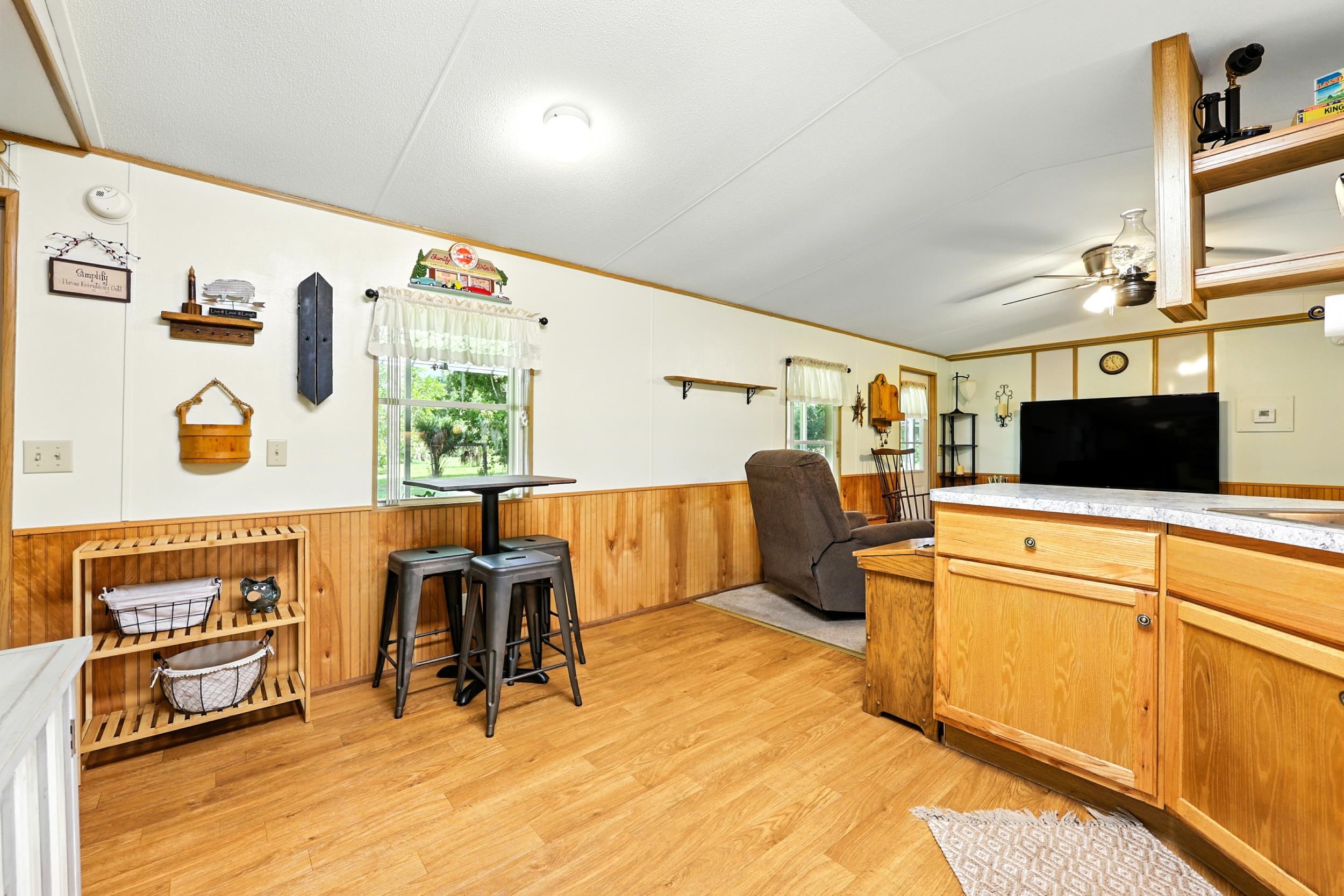 210 Hess Road Crescent City, FL 32112 - Photo 7 of 26 Gallery Image 7