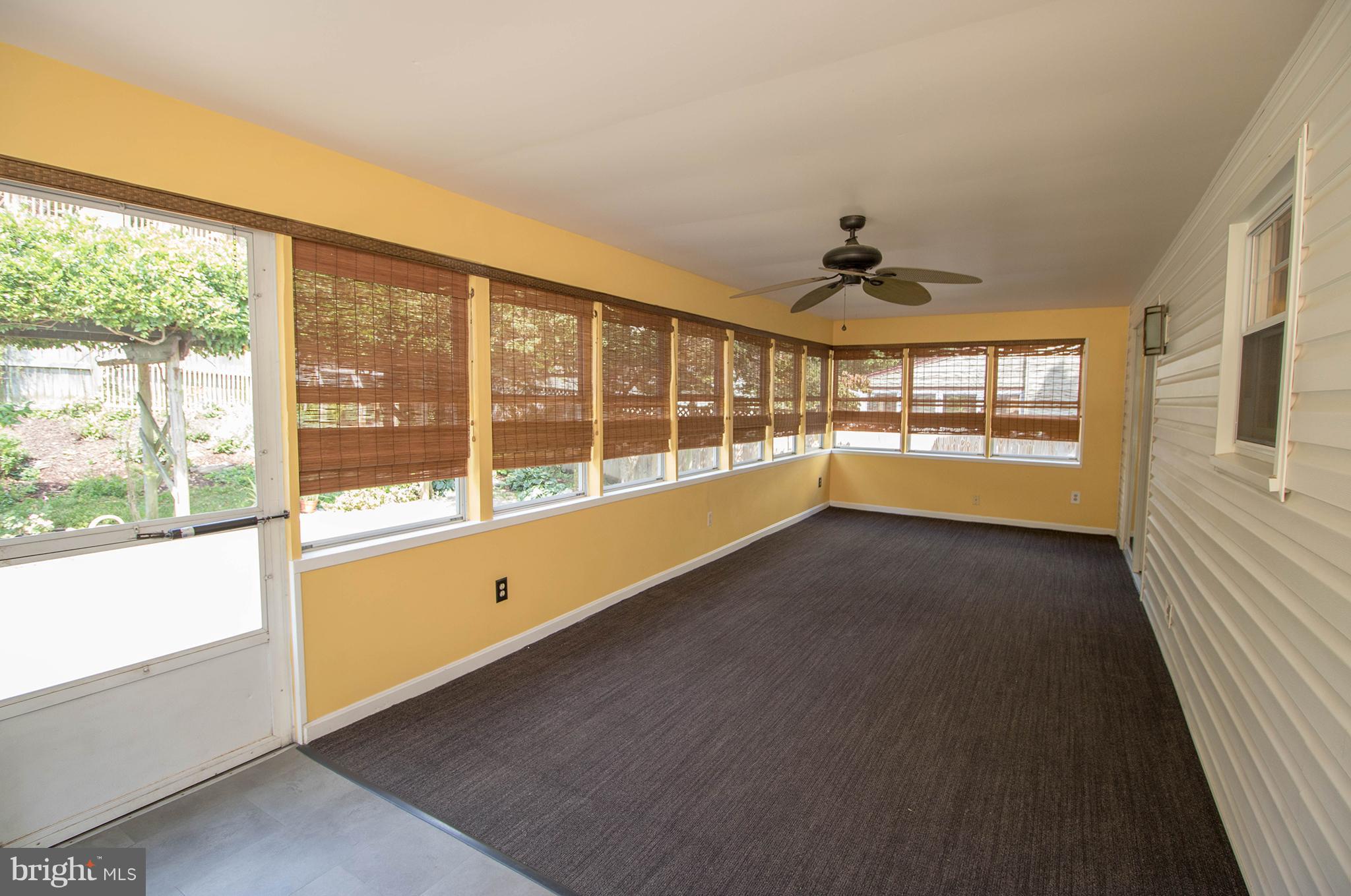 9420 Oak White Road Baltimore, MD 21236 - Photo 17 of 30 Sunroom