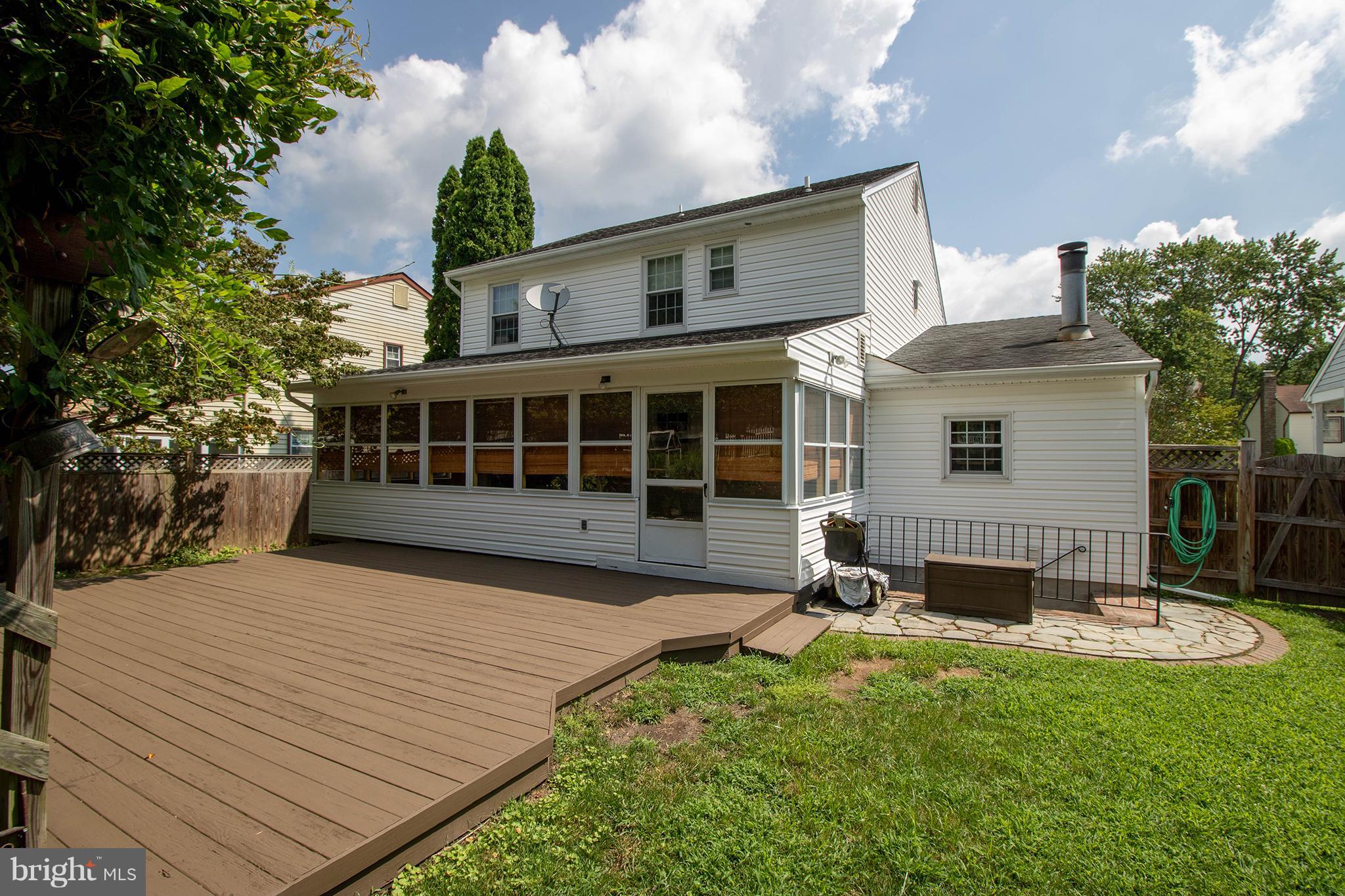 9420 Oak White Road Baltimore, MD 21236 - Photo 28 of 30 Exterior (Rear)