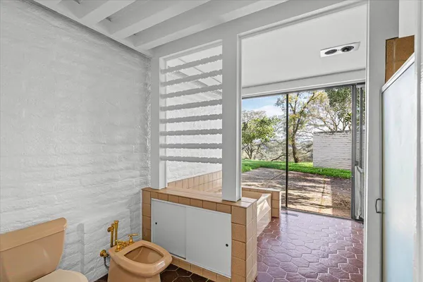 $1,499,000 | 10497 Crystal Drive, Wallace, CA 95254