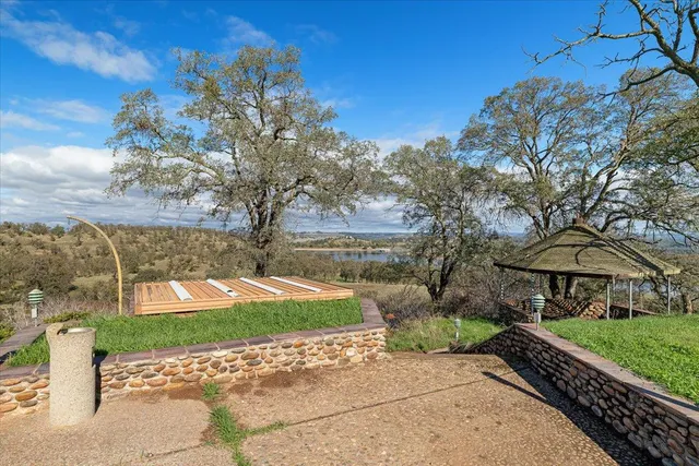 $1,599,000 | 10497 Crystal Drive, Wallace, CA 95254