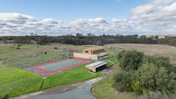 $1,499,000 | 10497 Crystal Drive, Wallace, CA 95254