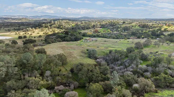 $1,499,000 | 10497 Crystal Drive, Wallace, CA 95254