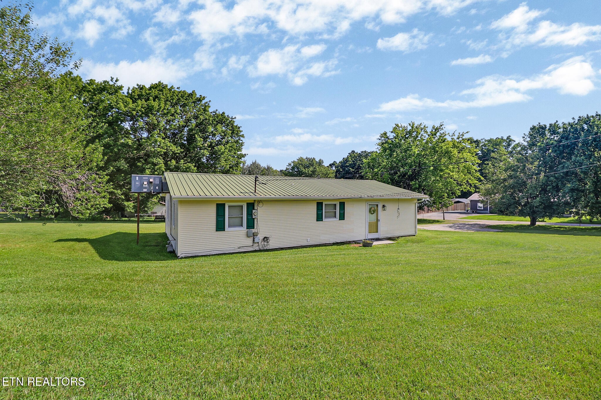 1019 Lincoln Road Jamestown, TN 38556 - Photo 30 of 31
