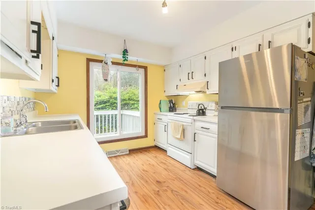 $249,900 | 8011 Deverow Court, Lewisville, NC 27023