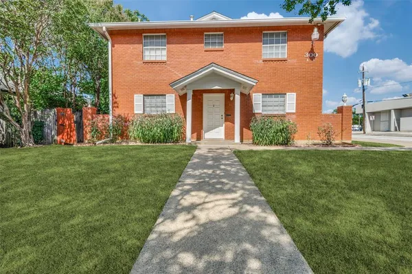 $1,400 | 300 College Street, Unit E, Arlington, TX 76010
