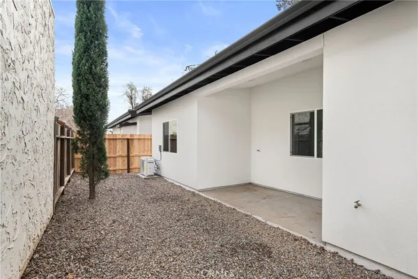 $839,000 | 1122 West Sacramento Avenue, Chico, CA 95926