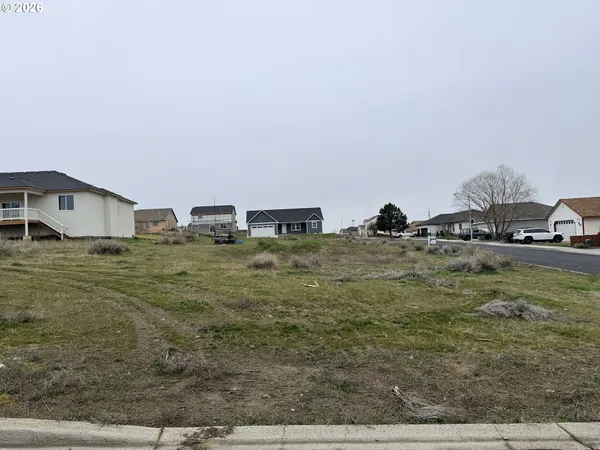 $79,900 | 40 McFarland Avenue, Umatilla, OR 97882