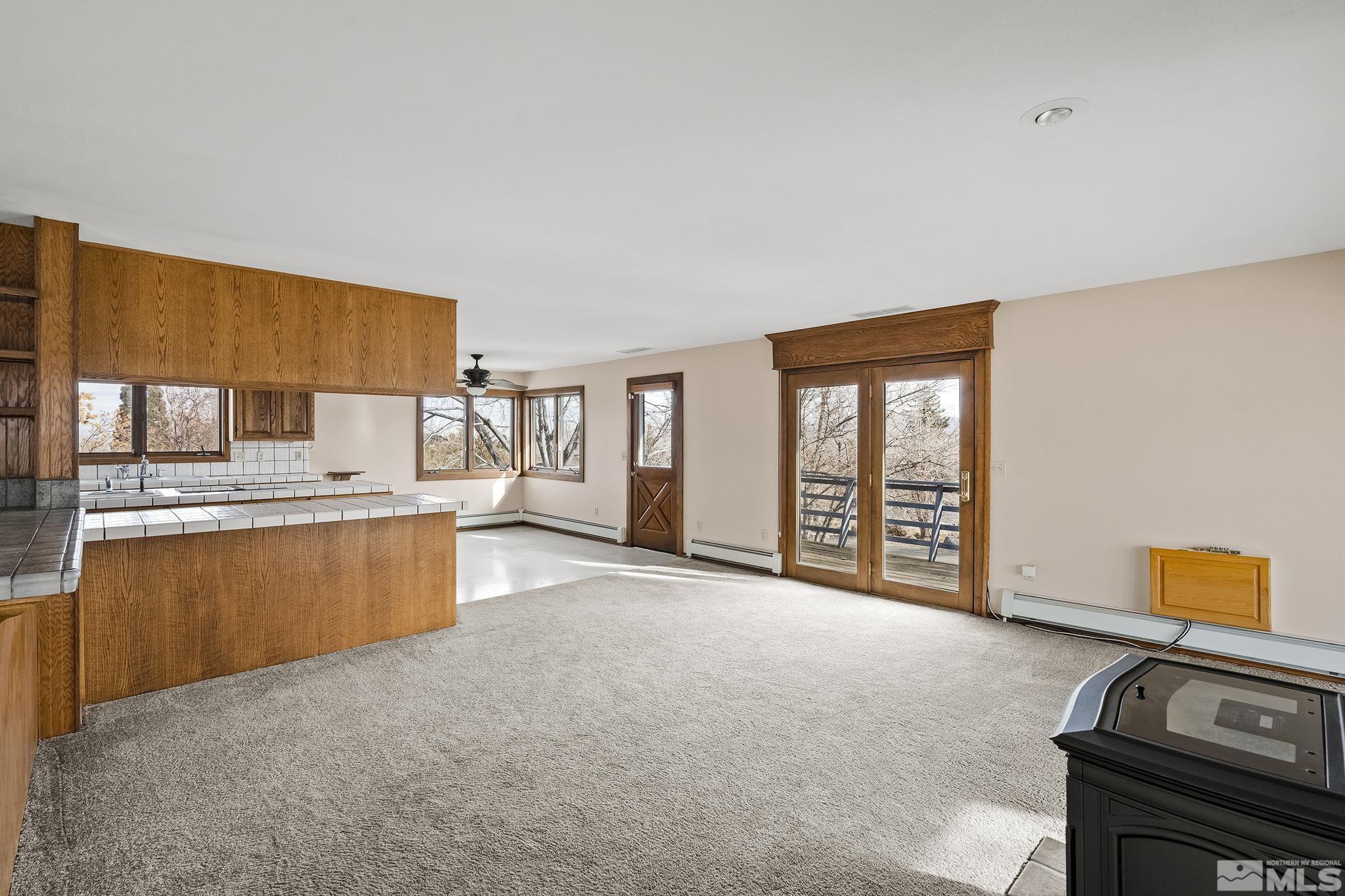 11205 Vincent Lane Reno, NV 89511 - Photo 6 of 38 Photo 6
