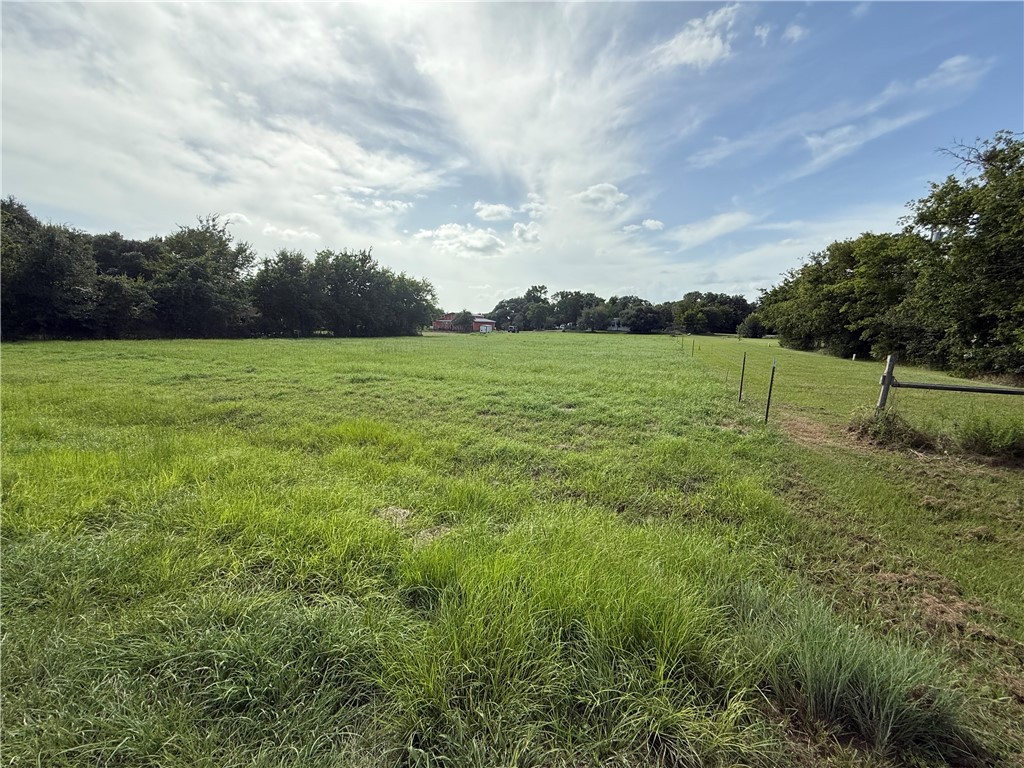 569 County Road 269 Snook, TX 77879 - Photo 4 of 5 a view of an outdoor space and a yard