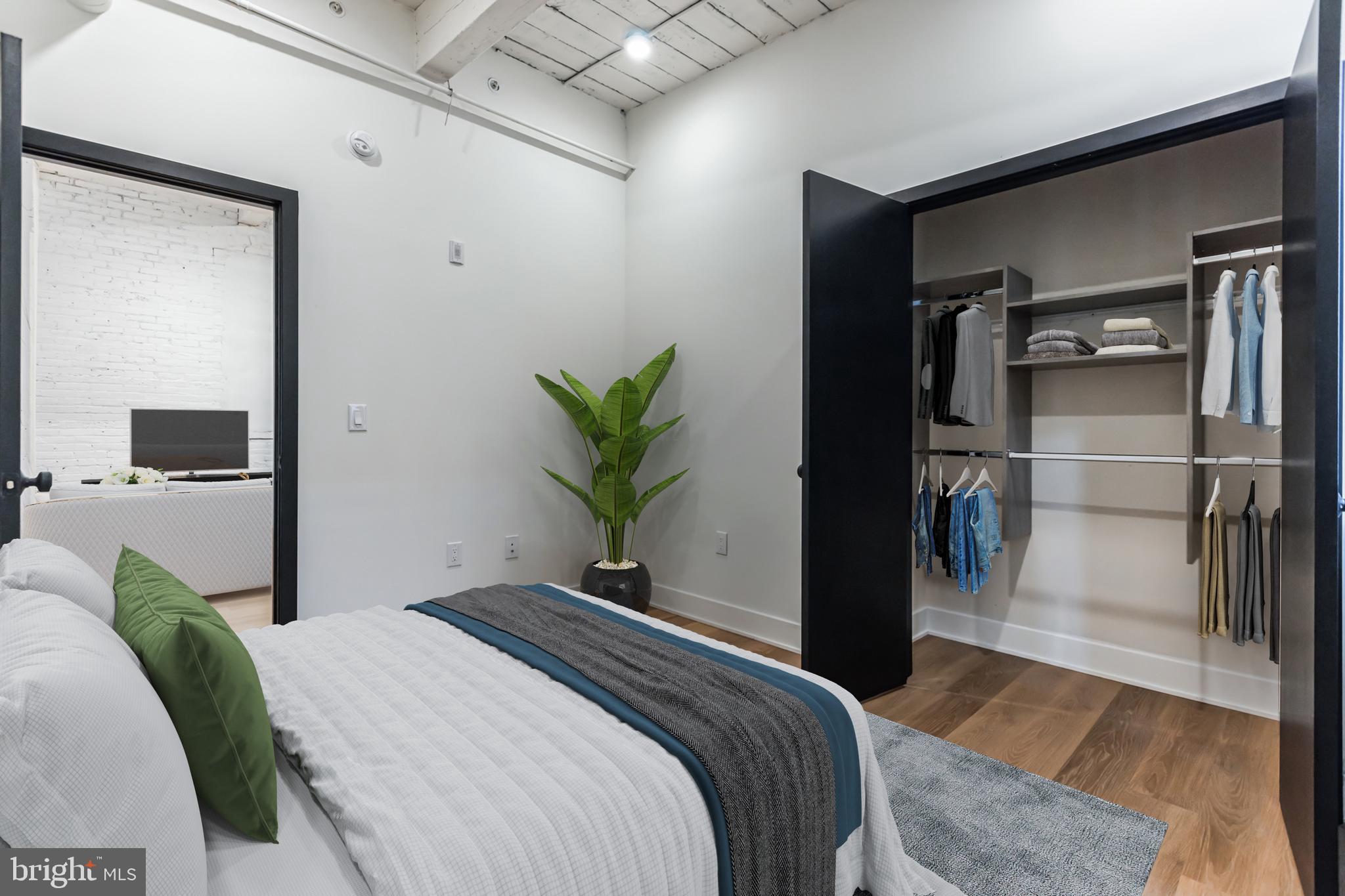 1233 Hamilton Street, Unit 2 Philadelphia, PA 19123 - Photo 4 of 18