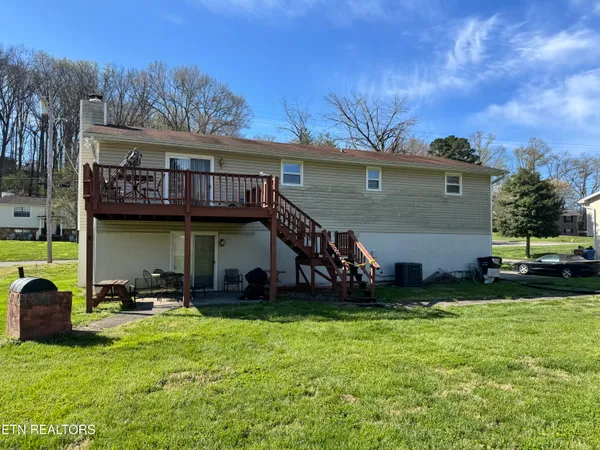 $330,000 | 328 Wardley Road, Knoxville, TN 37934