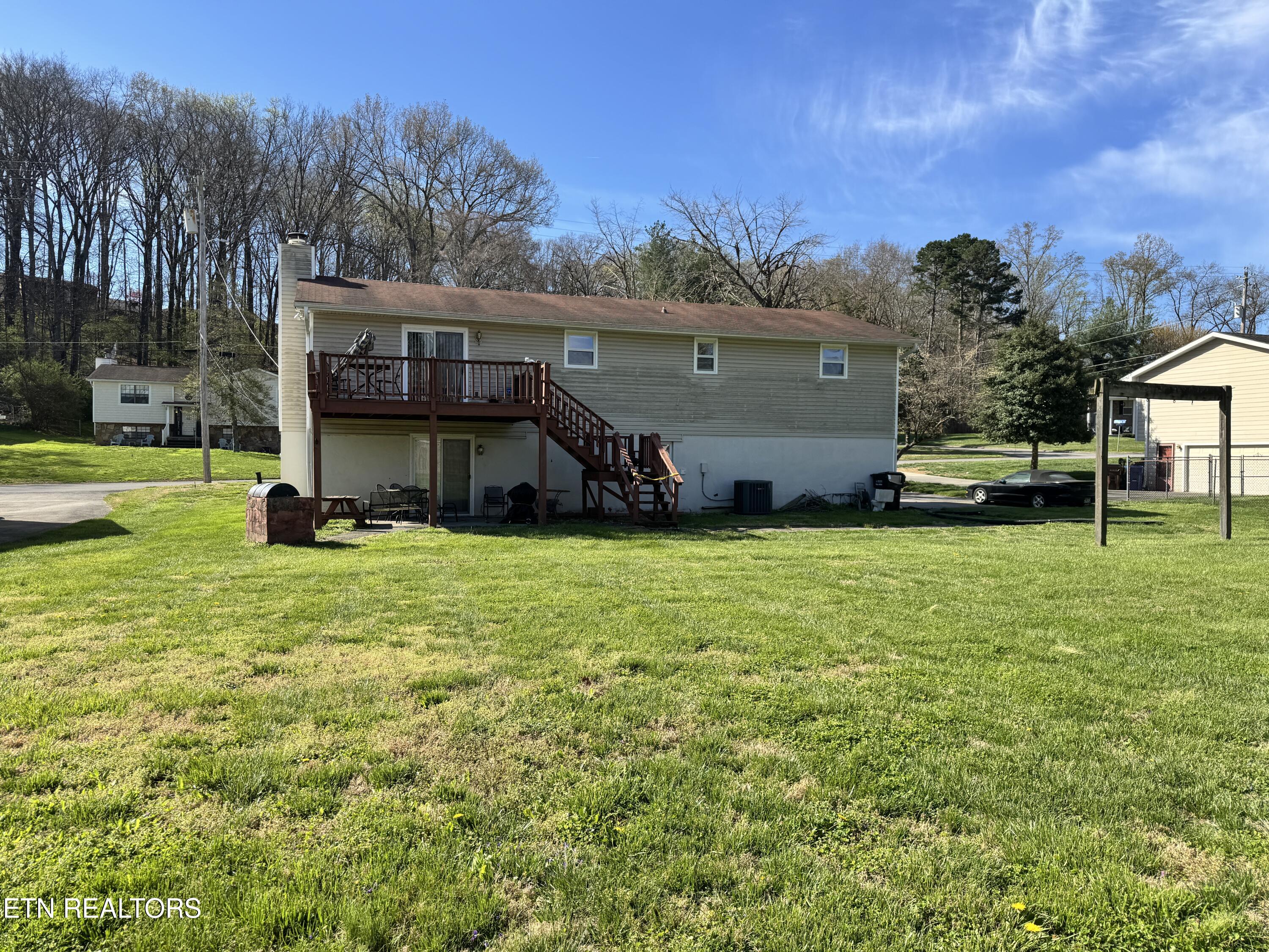 328 Wardley Road Knoxville, TN 37934 - Photo 8 of 13 328 Wardley Rd, Knoxville, TN 37934