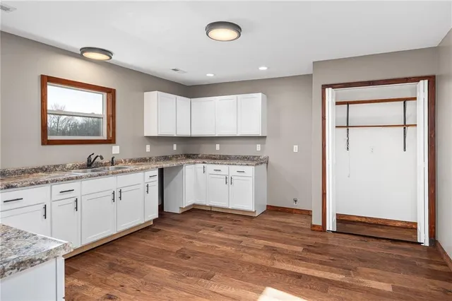 $215,000 | 33518 Holt 150, Maitland, MO 64466