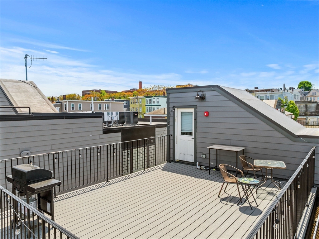 97 Condor Street Boston, MA 02128 - Photo 11 of 17