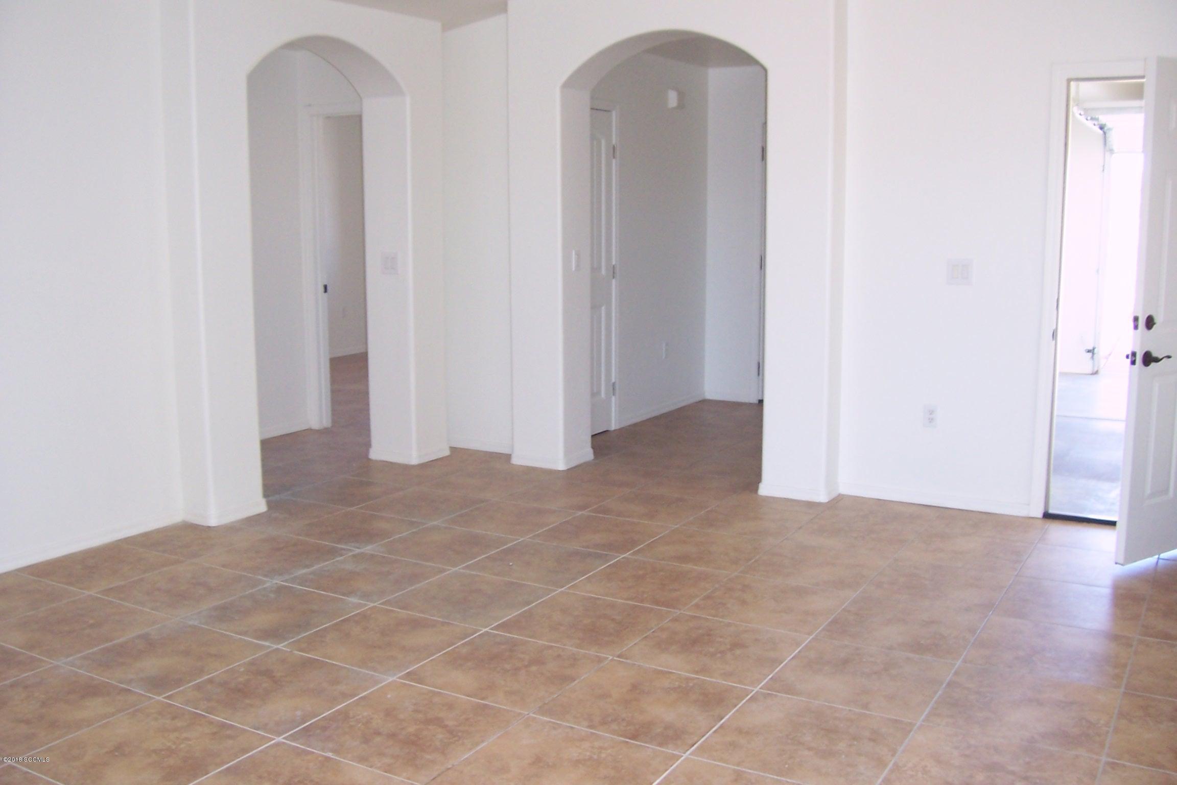 288 Guaymas Court Rio Rico, AZ 85648 - Photo 3 of 10