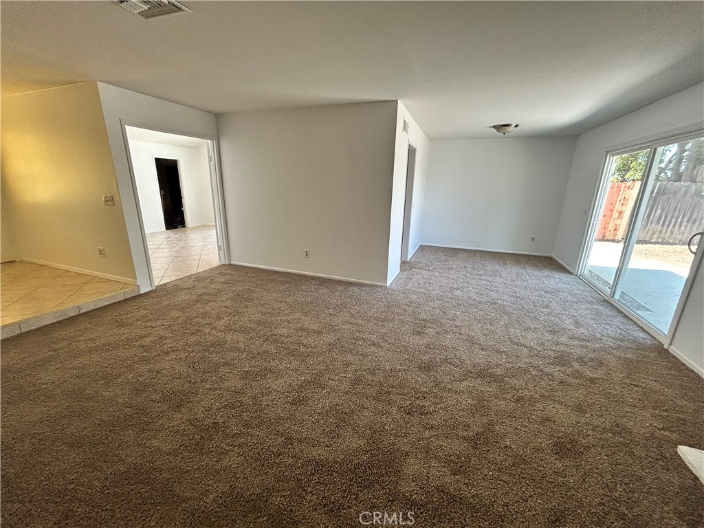 3385 Valencia Hill Drive Riverside, CA 92507 - Photo 9 of 20