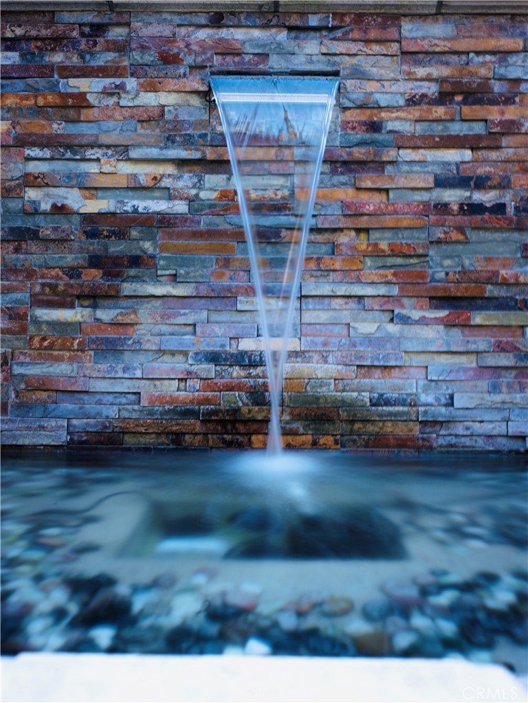 123 Willowbend Irvine, CA 92612 - Photo 19 of 27 backyard1